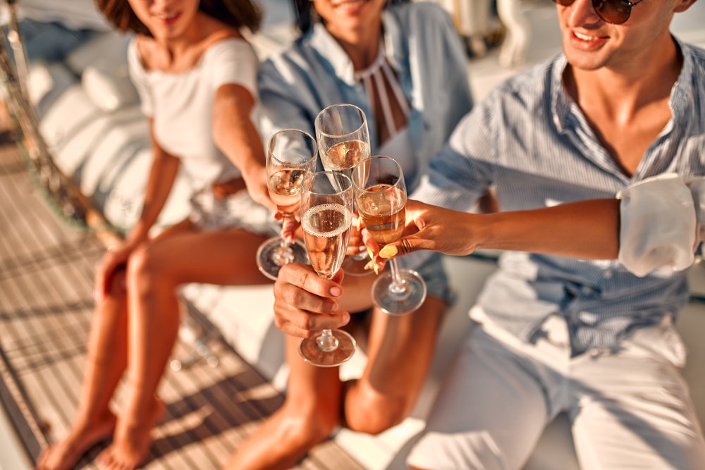 yacht party rental packages