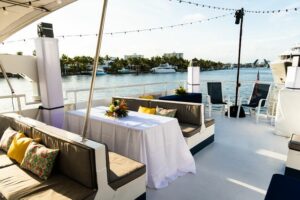 charter yacht dinner cruise in hollywood florida