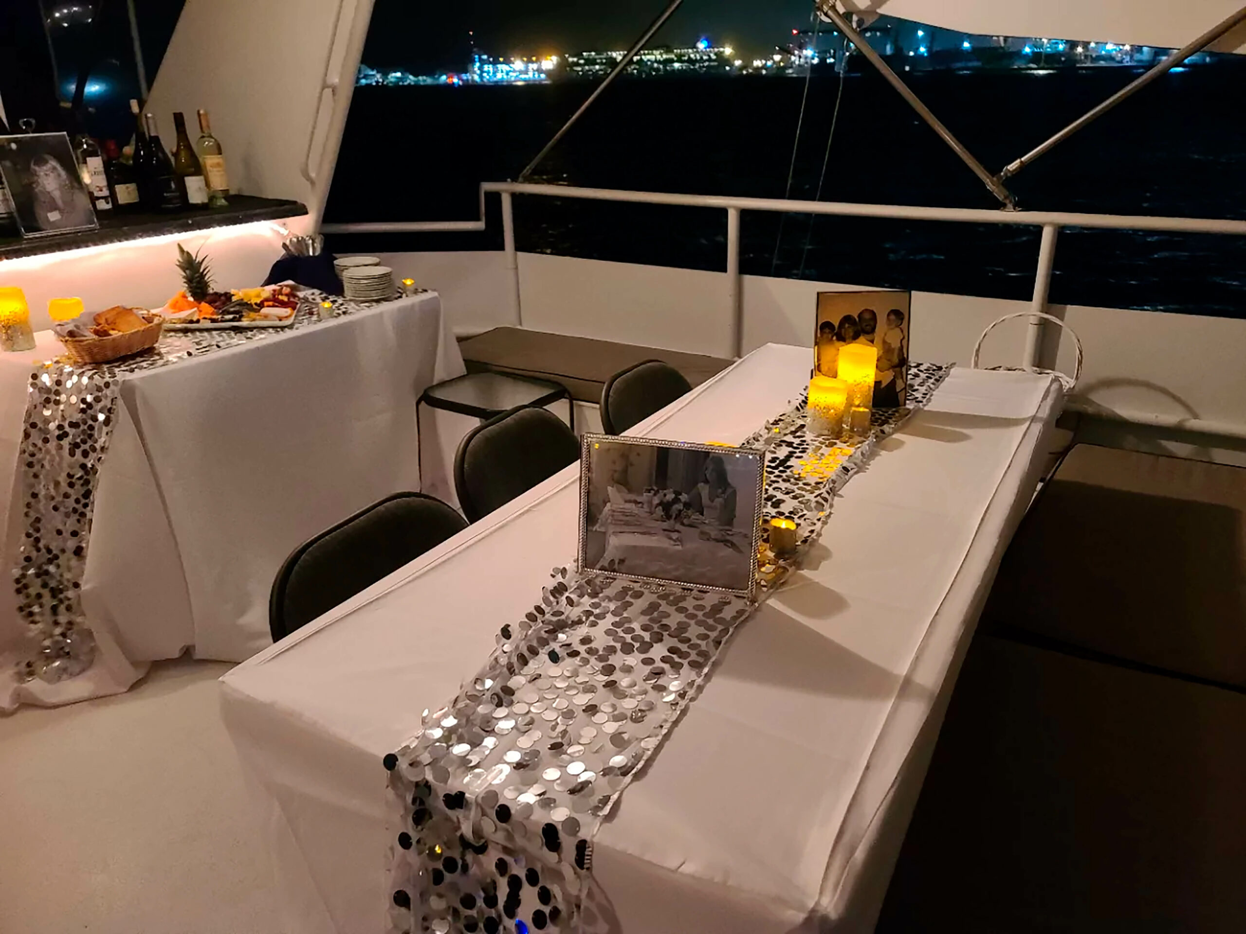 yacht charter for 30 people hollywood